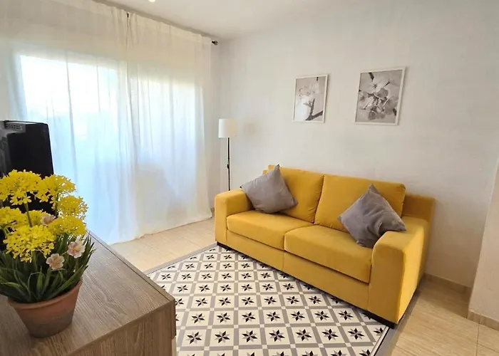 Apartamentos D&D Vistamar 1 Linea